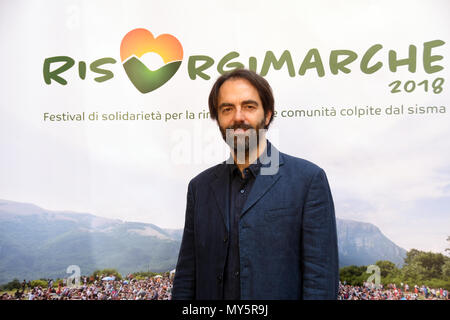 Rom, Italien. 6. Juni, 2018. Rom Italien monumentalen Komplex von San Salvatore in Lauro, 06. Juni 2018 - Fotoshooting Risorgi Marche Neri Marcorè Credit: Giuseppe Andidero/Alamy leben Nachrichten Stockfoto