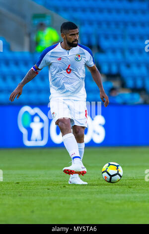 Ullevaal Stadion, Oslo, Norwegen. 6. Juni, 2018. Internationaler Fußball-freundlich, Norwegen gegen Panama; Gabriel Gomez von Panama passt den Ball durch das Mittelfeld Credit: Aktion plus Sport/Alamy leben Nachrichten Stockfoto