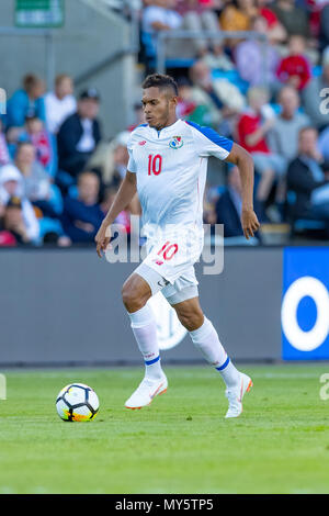 Ullevaal Stadion, Oslo, Norwegen. 6. Juni, 2018. Internationaler Fußball-freundlich, Norwegen gegen Panama; Ismael Diaz von Panama auf der Kugel Credit: Aktion plus Sport/Alamy leben Nachrichten Stockfoto