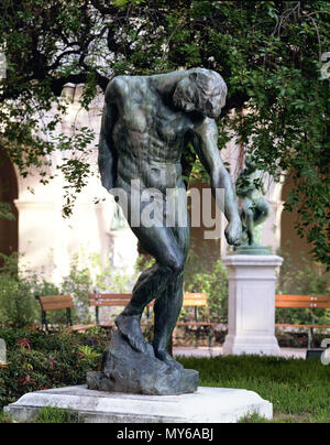 . Français: L'Ombre, Antoine Rodin, bronze, H.195; L110, S. 60 cm, acquis de l'artiste en 1905, Musée des Beaux-Arts, Lyon, Frankreich. 1902. Antoine Rodin 458 Rodin - L'Ombre-Lyon Stockfoto