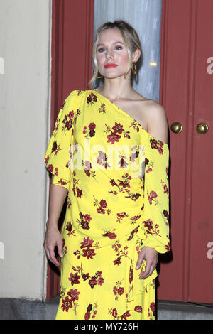 NBC's "Der gute Ort" fyc Screening und Q&A in den Universal Studios Backlot in Universal City, Kalifornien. Mit: Kristen Bell Wo: Universal City, Kalifornien, USA, wenn: 04. Mai 2018 Credit: Nicky Nelson/WENN.com Stockfoto