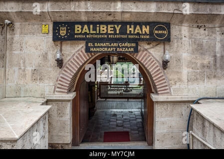 Blick auf balibey Han oder Handwerk Basar findet in Bursa, Türkei. 20. Mai 2018 Stockfoto