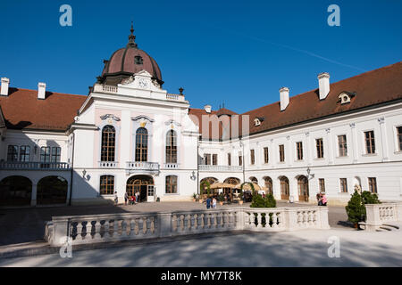 GODOLLO, Ungarn - 22. APRIL 2018: Der Königliche Palast in Godollo der bevorzugte Sommersitz der Habsburger Prinzessin Elizabeth und ihr Mann Franz Josep Stockfoto