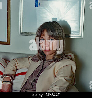 Prinzessin Angela von Hohenzollern nach der Scheidung von Prinz Ferfried in München, Deutschland 1975. Prinzessin Angela von Hohenzollern nach der Scheidung von Prinz Ferfried von Hohenzollern in München, Deutschland 1975. Stockfoto