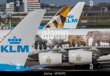 Emirates Airbus A 380-861, United für die Tierwelt Design, am Amsterdamer Flughafen Schiphol, in Nordholland, Niederlande, KLM Flugzeuge, Stockfoto