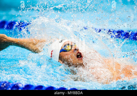 BUDAPEST, Ungarn - 26. Juli: Kliment Kolesnikov Russlands in den Vorläufen der Gemischten 4 x 100 m medley Relais bei Tag 13 der FINA Wm im Duna Arena am 26. Juli 2017 in Budapest, Ungarn. (Foto von Roger Sedres/ImageSA/Gallo Bilder) Stockfoto