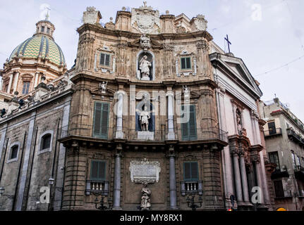 Ansicht der Quattro Canti, einem barocken Platz in Palermo, Italien. 2013. Stockfoto