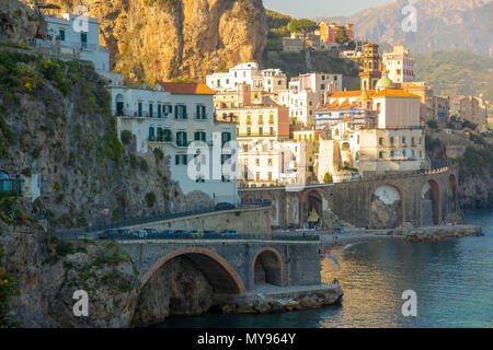 Atrani, Amalfiküste, Kampanien, Italien Stockfoto