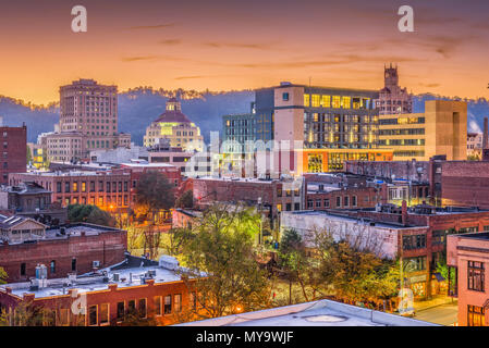 Asheville, North Caroilna, USA Downtown Skyline in der Morgendämmerung. Stockfoto