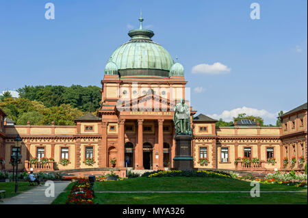 Kaiser-Wilhelms-Bad, Statue von Kaiser Wilhelm I., bronze Denkmal, Kurpark, Bad Homburg, Hessen, Deutschland Stockfoto