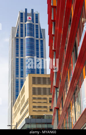 Rotterdam, Niederlande - 7 April 2018; modernes hohes Gebäude im Zentrum der Stadt Stockfoto