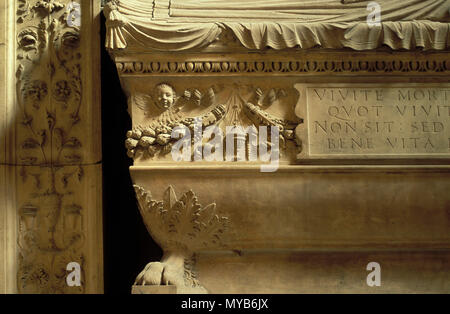Ehrenmal in einer Kapelle aus dem südlichen Seitenschiff, Detail, Santa Maria sopra Minerva (Grab), von Andrea: Bregno, Rom, Italien Stockfoto