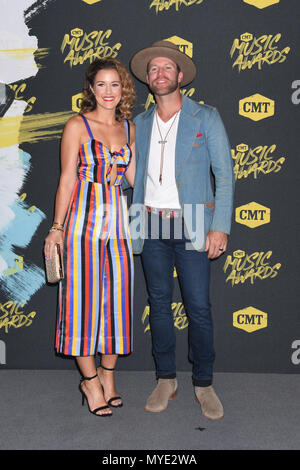 Nashville, TN, USA. 6. Juni, 2018. 06 Juni 2018 - Nashville, Tennessee - Drake Weiß, Alex Weiß. 2018 CMT Music Awards statt bei Bridgestone Arena. Foto: Laura Farr/AdMedia Credit: Laura Farr/AdMedia/ZUMA Draht/Alamy leben Nachrichten Stockfoto