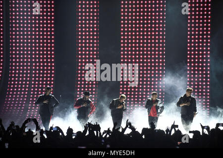 Nashville, TN, USA. 6. Juni, 2018. 06 Juni 2018 - Nashville, Tennessee - Nick Carter, Howie Dorough, Brian Littrell, AJ McLean, Kevin Richardson, Backstreet Boys. 2018 CMT Music Awards statt bei Bridgestone Arena. Foto: Laura Farr/AdMedia Credit: Laura Farr/AdMedia/ZUMA Draht/Alamy leben Nachrichten Stockfoto