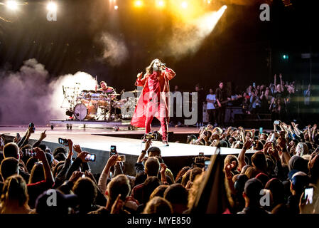 Toronto, Ontario, Kanada. 6. Juni, 2018. JARED LETO und seine Band "30 Sekunden zum Mars', der weg von seinem amerikanischen "Monolith" Tour an Budweiser Stadium in Toronto. "30 Sekunden zum Mars' Quelle: Igor Vidyashev/ZUMA Draht/Alamy leben Nachrichten Stockfoto