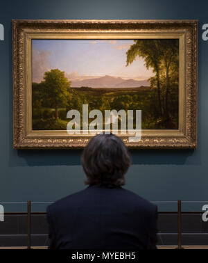 National Gallery, London, UK. 7. Juni, 2018. Thomas Cole: Eden für das Imperium. Die amerikanische Wildnis ist durch die Augen der Britischen gesehen - geborene Thomas Cole (1801 - 1848). Thomas Cole's Arbeit zeigt sich die Natur von ihrer stärksten und schwächsten. Seine Gemälde Herrlichkeit in der einzigartigen Landschaft des amerikanischen Nordostens - weitgehend noch unberührten in seiner Zeit. Bild: Blick auf den Catskill - Anfang Herbst, 1836-37. Durch das Metropolitan Museum der Kunst. Credit: Malcolm Park/Alamy Leben Nachrichten verliehen. Stockfoto