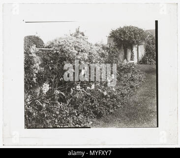 Grau Gärten, Robert Carmer Hill House, Lily Pond Lane, East Hampton, New York. Blume Grenze Stockfoto