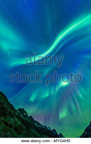 Nordlichter über Semerlik Fjord. Stockfoto