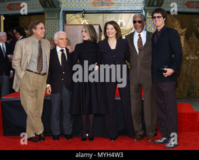 Sherry Lansing verewigen auf dem Vorplatz des Chinese Theatre in Los Angeles. 16. Februar 2005. Die Teilnahme an: William Friedkin, Jack Valenti, Diane Keaton, Morgan Freeman und Sherry Lansing Sohn. - FriedkinLansingFreeman..012. jpgFriedkinLansingFreeman. .012 Ereignis in Hollywood Leben - Kalifornien, Red Carpet Event, USA, Filmindustrie, Prominente, Fotografie, Bestof, Kunst, Kultur und Unterhaltung, Topix prominente Mode, Besten, Hollywood Leben, Event in Hollywood Leben - Kalifornien, Film Stars, TV Stars, Musik, Promis, Topix, Bestof, Kunst und Kultur Stockfoto