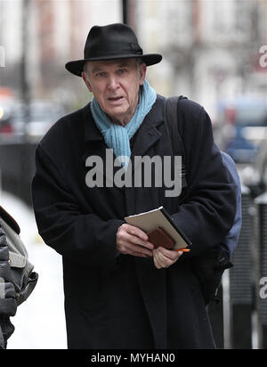 London, Großbritannien. 3. Februar, 2018. * Exklusive Inhalte* Sir Vince Cable, der Führer der Liberalen Demokraten bei den BBC-Studios in London gesehen Stockfoto