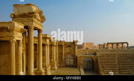 Ansicht nach Palmyra antike Theater in Tadmor, Syrien Stockfoto