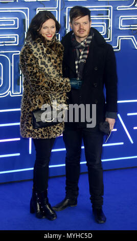 Mar 19, 2018 - Sophie Ellis-Bextor und Richard Jones die Teilnahme an der Europäischen Uraufführung von Falten in der Zeit an Vue West End, den Leicester Square in Londo Stockfoto