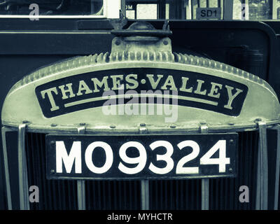 Thames Valley Traktion, Vintage Retro, Thames Valley Busse, Reading, Berkshire, England, UK, GB. Stockfoto