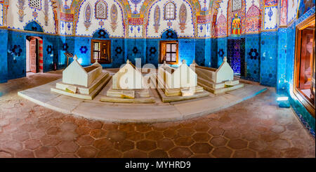 Innenraum der shahzada, Prinz Cem Grab, mausoleum am Muradiye Complex oder Komplexe von Sultan Murad II. in Bursa, Türkei. 20. Mai 2018 Stockfoto