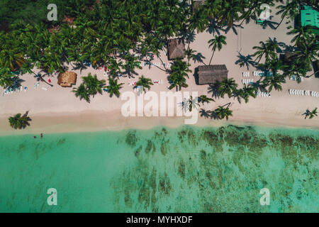 Luftaufnahme von tropischen Insel Strand, Dominikanische Republik Stockfoto