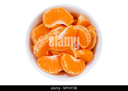 Mandarin orangen Früchte von oben Schüssel auf weißem Hintergrund Stockfoto