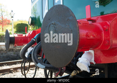 Carrog, Wales, Großbritannien - Mai -14-2018: wickham Klasse 109 Eisenbahn Diesel auf Station auf dem Weg zu Llangollen von Corwen. Puffer. Stockfoto