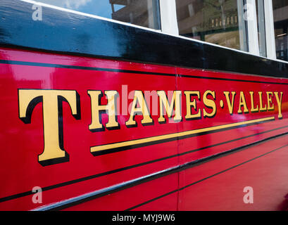 Thames Valley Traktion, Vintage Retro, Thames Valley Busse, Reading, Berkshire, England, UK, GB. Stockfoto