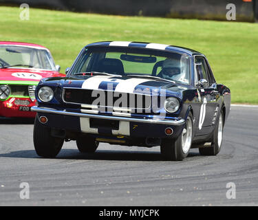 Fred Schäfer, Ford Mustang, HRDC All Stars, TCR UK Rennwochenende, Brands Hatch, Juni 2018, Autorennen, Autos, Rundstrecke, klassische Automobile, classic Ev Stockfoto