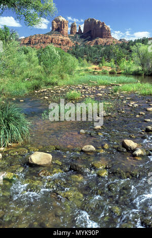 1992 historische Cathedral Rock von RED ROCK RIVER CROSSING SEDONA ARIZONA USA Stockfoto