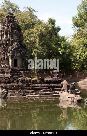 Siem Reap, Kambodscha, Blick auf die Insel Tempel Neak Pean und Statuen Stockfoto