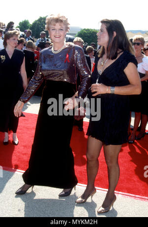 PASADENA, Ca - 25. August: Schauspielerin Angela Lansbury besucht die 43. jährlichen Primetime Emmy Awards am 25. August 1991 in Pasadena Civic Auditorium in Pasadena, Kalifornien. Foto von Barry King/Alamy Stock Foto Stockfoto