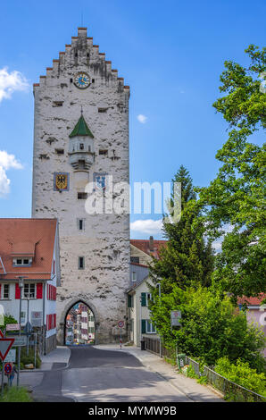 Blick auf die mittelalterliche Obertor City Gate in Ravensburg, Baden-Württemberg, Oberschwaben, Deutschland. Stockfoto