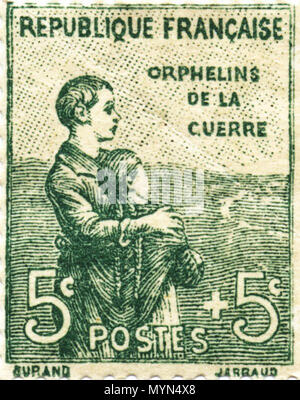 . Série Orphelins, 5 C. + 5 C., mars 1919 (Quelle de la Datum: Dallay et le patrimoine du Timbre-Poste français). März 1919. Durand, Jarraud 400 Orphelins 5 plus 5. Stockfoto