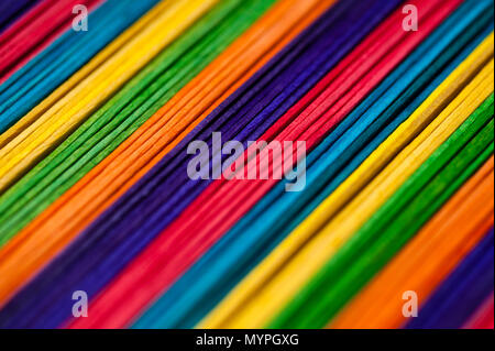 In der Nähe der bunten Sticks abstrakte Muster. Stockfoto