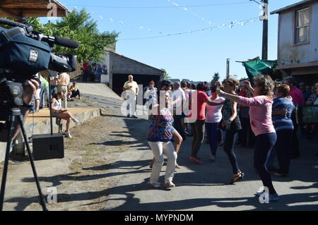 Die einheimischen Tanzen Im Gaita Partei in Quinta De Cancelada. August 20, 2016. Quinta De Cancelada Lugo Galizien Spanien. Stockfoto