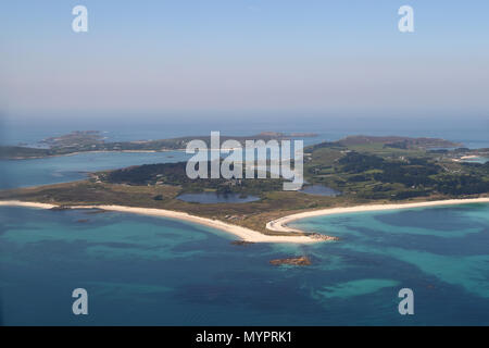 Luftaufnahme der Insel Tresco eine der Scilly Isles, Cornwall, Großbritannien Stockfoto