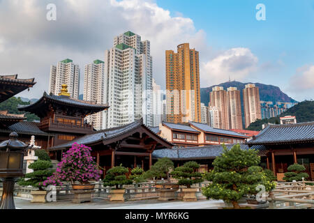 Innenhof des Chi Lin Nunnery in Nan Lian garden Hong Kong. In der Tang Dynastie Stil renoviert. Stockfoto