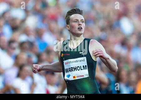 Oslo, Norwegen. 7. Juni 2018, Bislett Stadion, Oslo, Norwegen; Bislett Games, Diamond League Leichtathletik Meeting; Karsten Warholm Norwegen reagiert während der iaaf Diamond League statt an den Bislett Stadion Credit: Aktion Plus Sport Bilder/Alamy leben Nachrichten Stockfoto