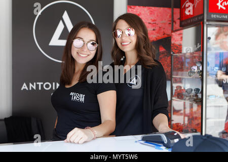 Montreal, Kanada. 7. Juni 2018. Die Innenstadt von Montreal ist das Ziel für die Fans während des Formel 1 Grand Prix Wochenende. Credit: Richard prudhomme/Alamy leben Nachrichten Stockfoto