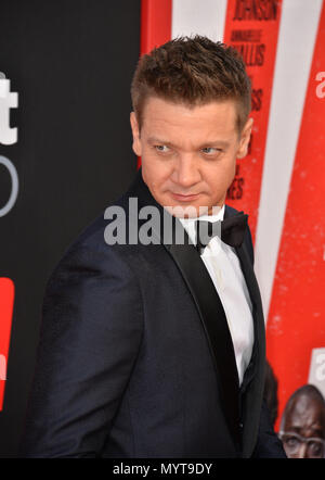 Los Angeles, USA. 7. Juni 2018. Jeremy Renner bei der Weltpremiere für "Tag" im Regency Dorf Theater. Bild: Sarah Stewart Credit: Sarah Stewart/Alamy leben Nachrichten Stockfoto