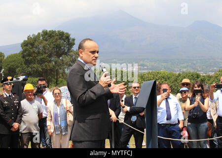 Pompeji, Öffnung für die Presse der Baustellen der Regio V und Besuch der Minister für das kulturelle Erbe Andrea Bonisoli und der Leiter der Ausgrabungen Massimo Osanna. Pompeji. 08/ 06/2018 - Pompeji, Italien Stockfoto