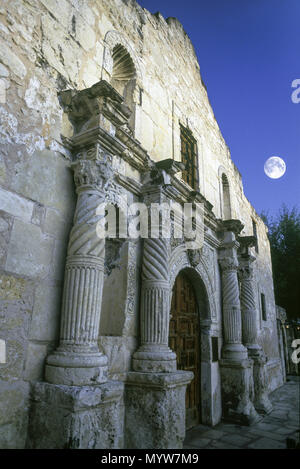 1992 historischen Alamo MISSION SAN ANTONIO DE VALERO ALAMO PLAZA DOWNTOWN SAN ANTONIO TEXAS USA Stockfoto