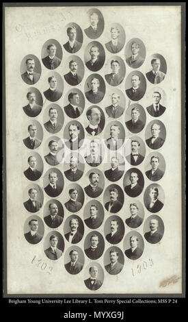 Call #: MSS P24 übergroßen Box. 794 MSS P24. Zwischen 1902 und 1903 17 Offiziere &Amp; Aids Y.M.M.I.A. 1902 &Amp; 1903. (C.R. Savage Label) Stockfoto