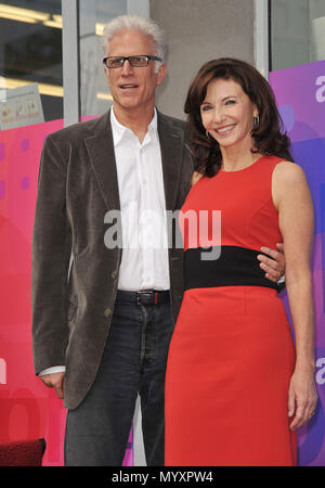 Mary Steenburgen Ted Danson 13 - Mary Steenburgen geehrt mit einem Stern auf dem Hollywood Walk of Fame in Los Angeles. Mary Steenburgen Ted Danson 13 Veranstaltung in Hollywood Leben - Kalifornien, Red Carpet Event, USA, Filmindustrie, Prominente, Fotografie, Bestof, Kunst, Kultur und Unterhaltung, prominente Mode, Besten, Hollywood Leben, Event in Hollywood Leben - Kalifornien, Roter Teppich und backstage, Musik Prominente, Topix, Paar, Familie (Mann und Frau) und Kids - Kinder, Brüder und Schwestern anfrage tsuni@Gamma-USA.com, Kredit Tsuni/USA, 2006 bis 2009 Stockfoto