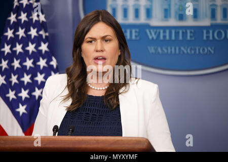 Washington, United States. 07 Juni, 2018. Pressesprecher des Weißen Hauses, Sarah Sanders Adressen Reporter im Weißen Haus. Quelle: Michael Candelori/Pacific Press/Alamy leben Nachrichten Stockfoto